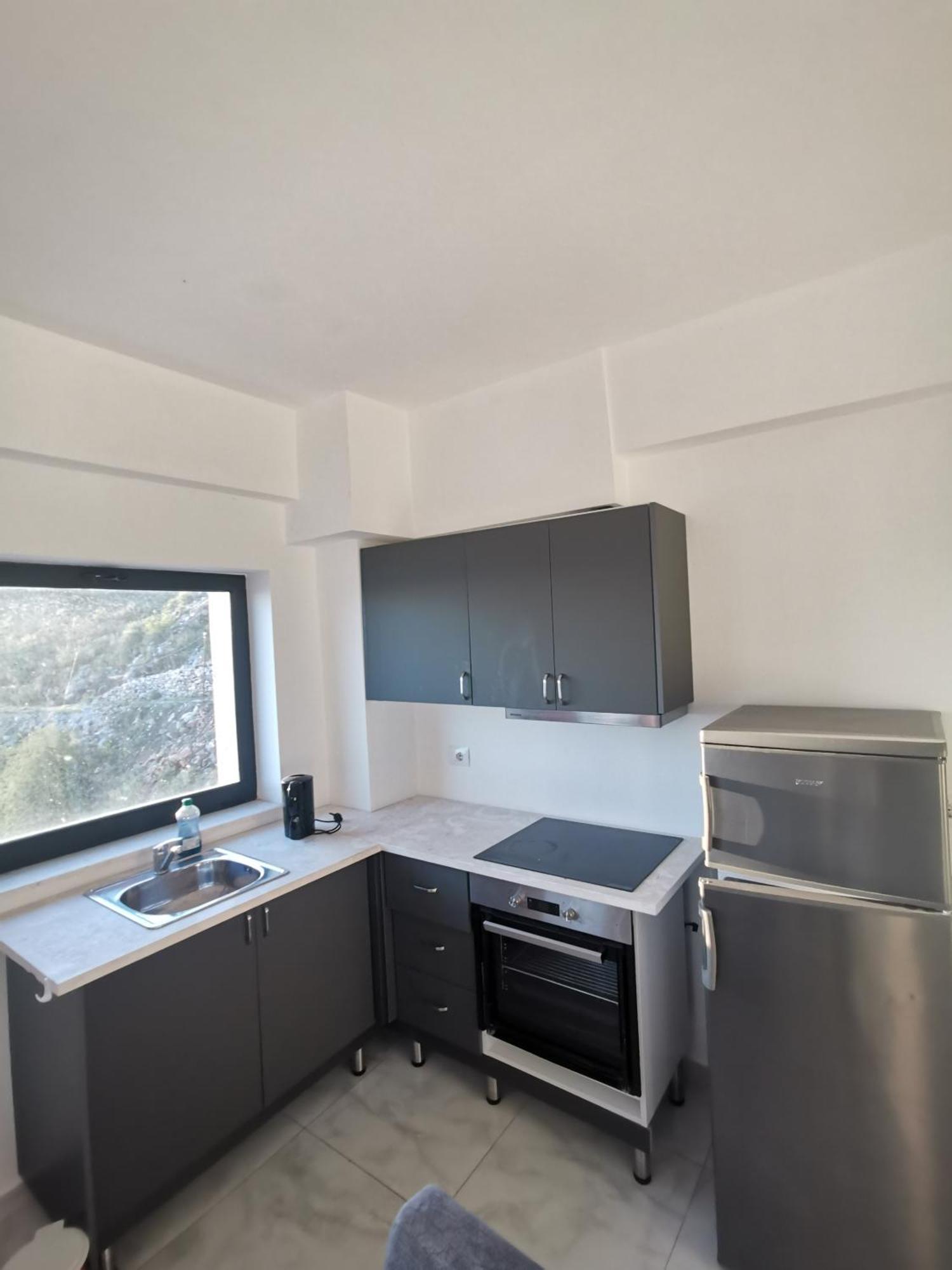 Davids Apartments Sarande Exterior photo