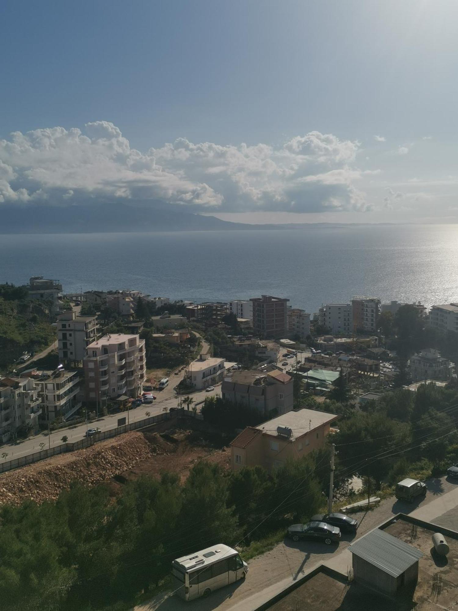 Davids Apartments Sarande Exterior photo