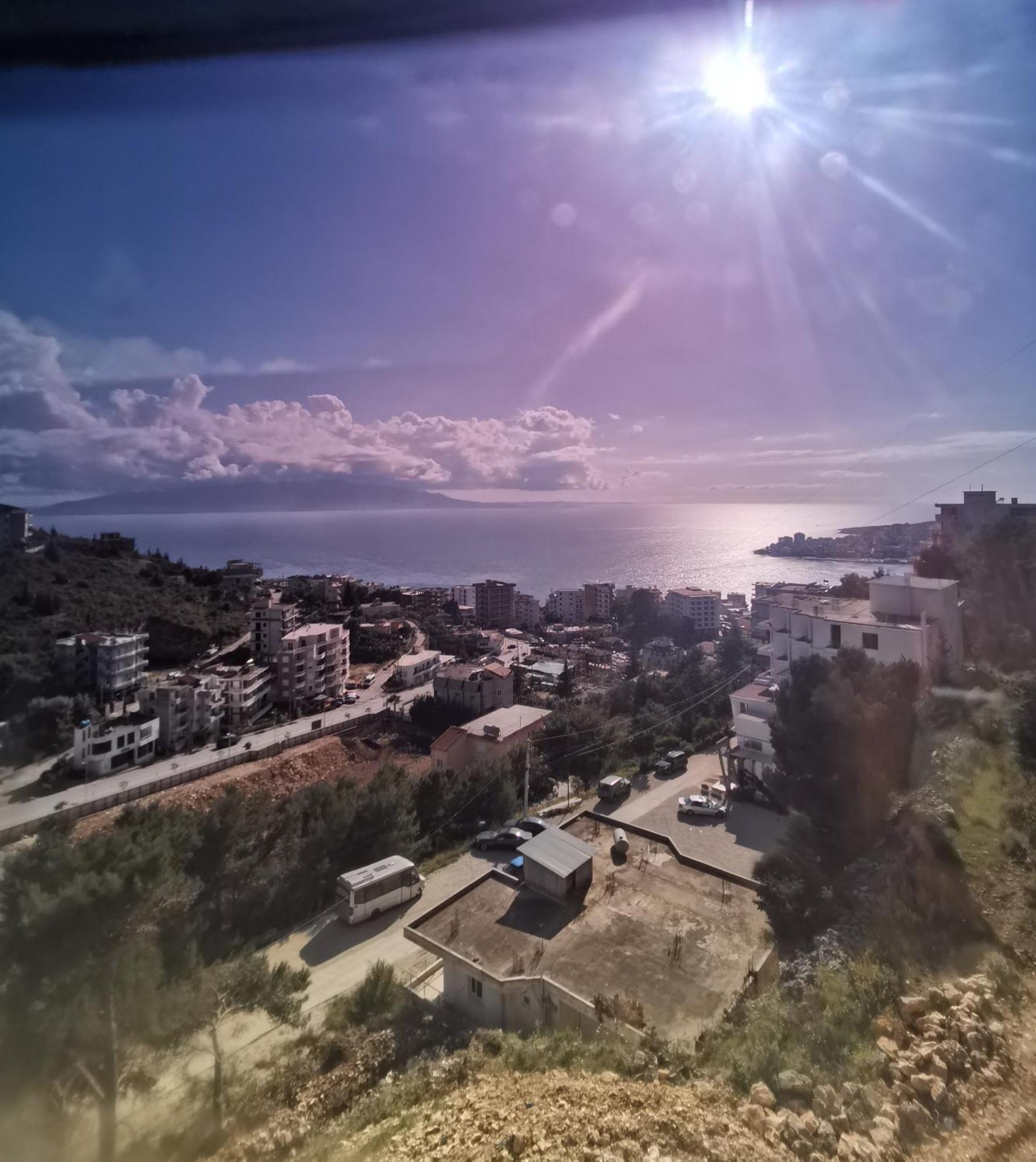 Davids Apartments Sarande Exterior photo